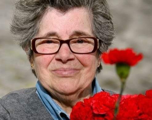 A mulher que fez do cravo o símbolo do 25 de Abril A mulher que fez do cravo o símbolo do 25 de Abril