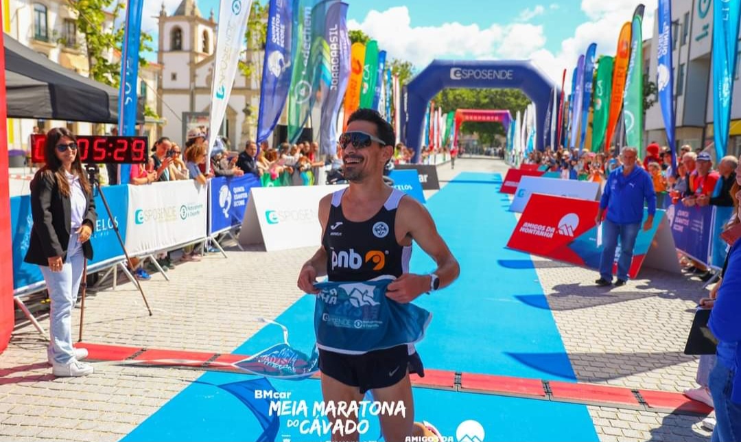 Fábio Oliveira vence Meia Maratona do Cávado