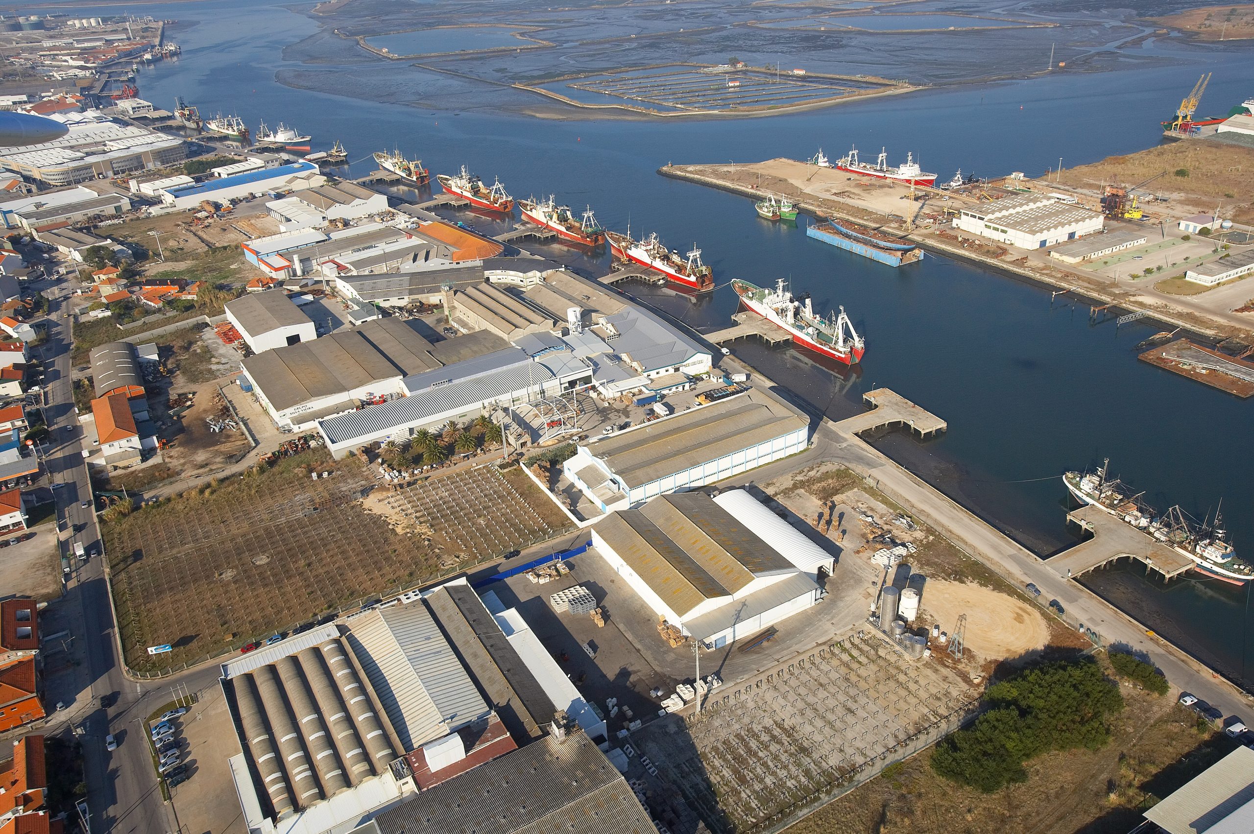 Porto de Aveiro lança concurso público para Empreitada Dragagens de Manutenção