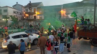 Sportinguistas vareiros festejam no centro de Ovar