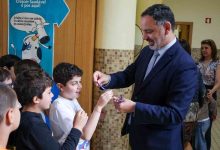 Pulseira da Viagem Medieval chega a 15 mil alunos