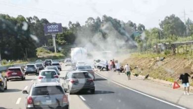 Dois feridos em despiste de carro na A1