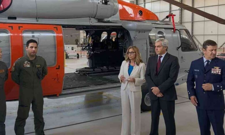 Maceda: Apresentado helicóptero UH-60 “Black Hawk” da Força Aérea Portuguesa equipado com “kit” de evacuação médica da United Rotorcraft Maceda: Apresentado helicóptero UH-60 “Black Hawk” da Força Aérea Portuguesa equipado com “kit” de evacuação médica da United Rotorcraft
