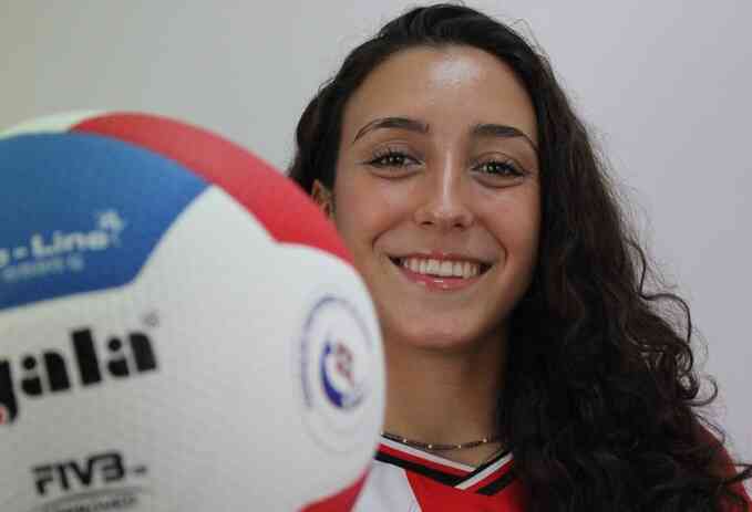 Inês Romero assina pelo Esmoriz GC Inês Romero assina pelo Esmoriz GC
