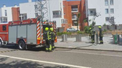 Contentor do lixo a arder em Ovar