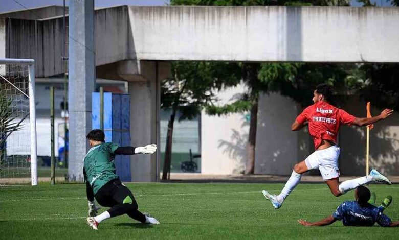 Ovarense derrota Feirense e Maia na pré-época