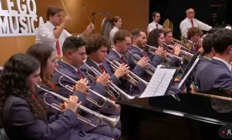 Banda Filarmónica Ovarense vence XVIII Certame Galego de Bandas de Música Banda Filarmónica Ovarense vence XVIII Certame Galego de Bandas de Música