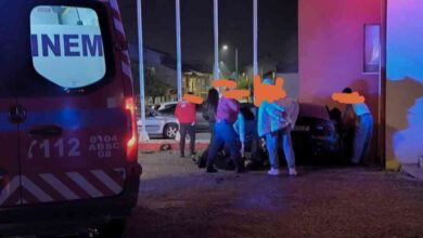 Despistou-se e foi embater no quartel dos Bombeiros de Ovar Despistou-se e foi embater no quartel dos Bombeiros de Ovar