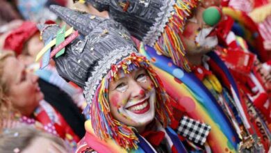 Em Mainz já se vive o Carnaval com disfarces e tradição