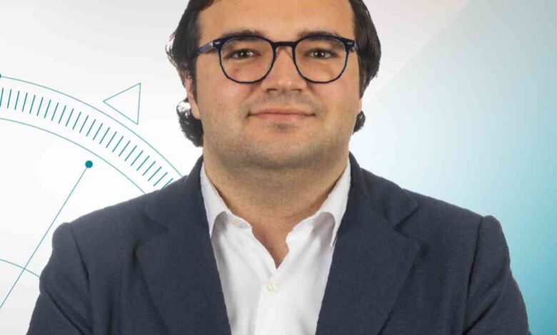 Edgar Ribeiro Reis é o novo líder da JS Ovar Edgar Ribeiro Reis é o novo líder da JS Ovar