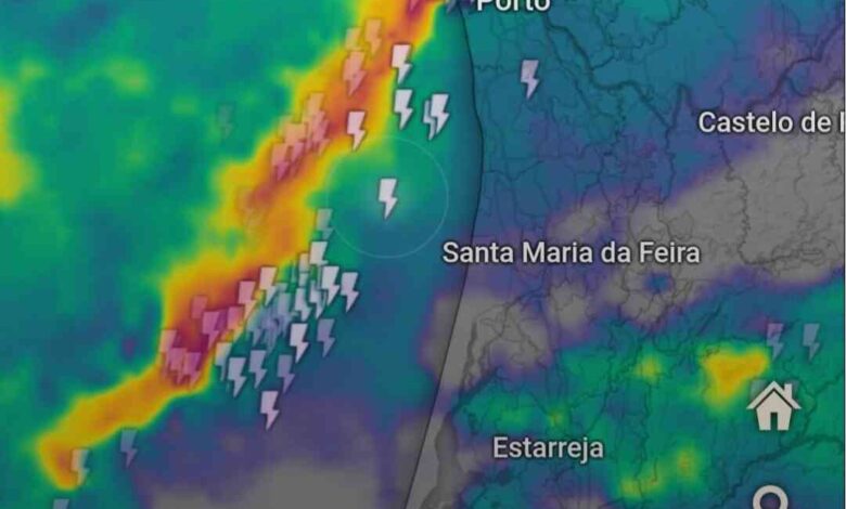 Noite de forte instabilidade, chuva, vento e trovoada Noite de forte instabilidade, chuva, vento e trovoada