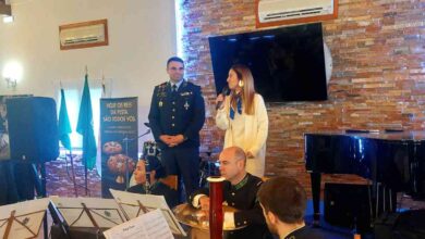 GNR e Pingo Doce convidam cem idosos para o almoço de Natal