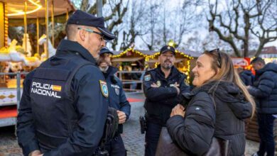 Polícia espanhola na Feira para ajudar cidadãos de visita a Perlim Polícia espanhola na Feira para ajudar cidadãos de visita a Perlim
