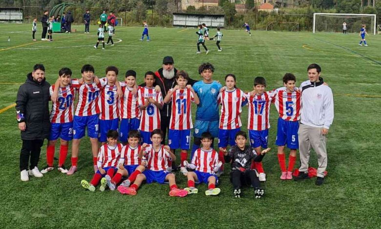 Equipa Sub13 de Fut9 do SC Esmoriz canta vitória Equipa Sub13 de Fut9 do SC Esmoriz canta vitória