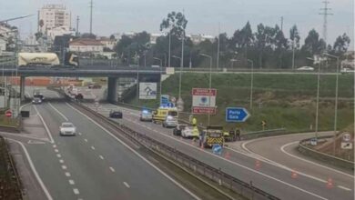 Um morto em despiste de moto na A41