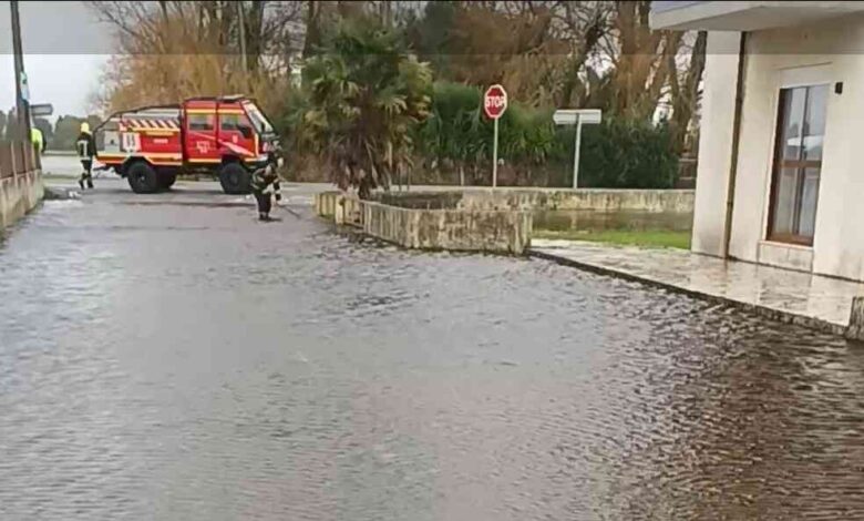 Água está a invadir o Torrão do Lameiro