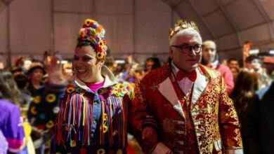 Casal Real decreta folia total na Capital do Carnaval