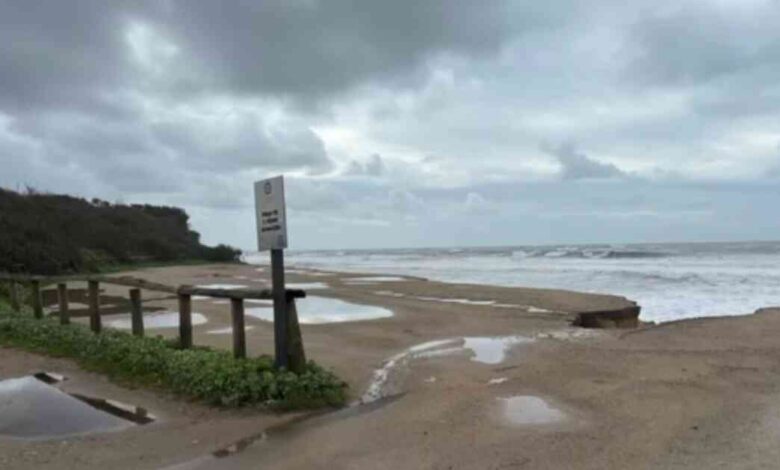 Maceda: Mar “engoliu” a praia e aproxima-se do aterro sanitário Maceda: Mar “engoliu” a praia e aproxima-se do aterro sanitário
