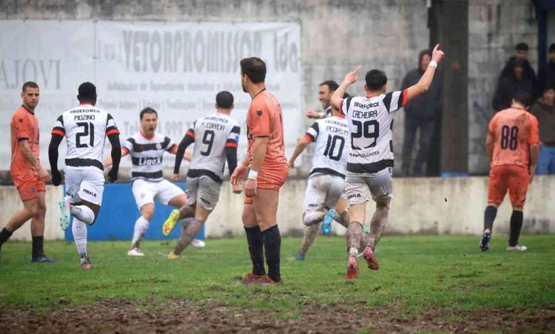 Mário Correia desbloqueou jogo em campo impróprio para consumo
