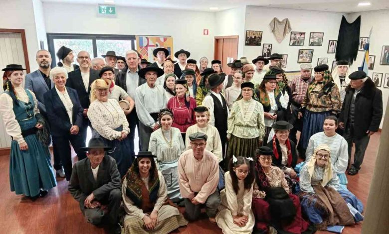 Grupo de Danças e Cantares de Santa Maria de Esmoriz em festa