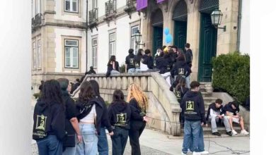 Câmara de Ovar ignora grupo de alunos do Externato Luís de Camões