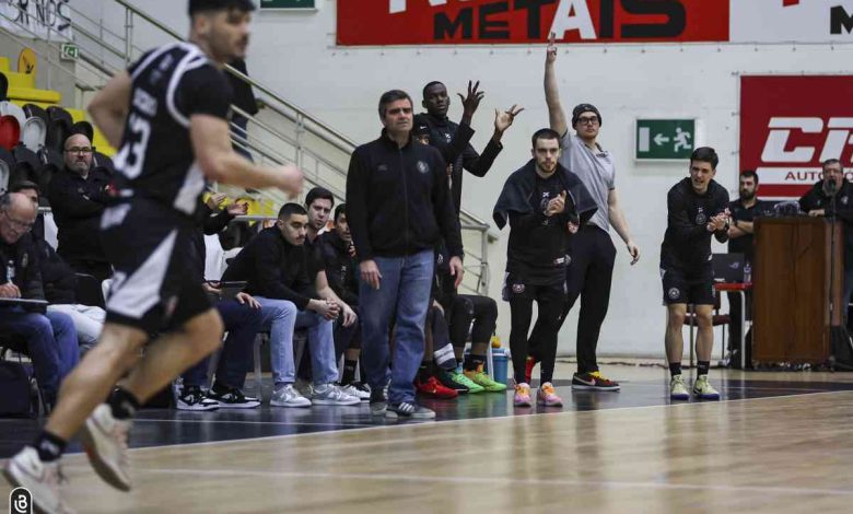 Queluz vence em Ovar no último segundo