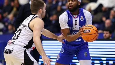 Demonstração de força vareira faz FC Porto cair com estrondo Demonstração de força vareira faz FC Porto cair com estrondo
