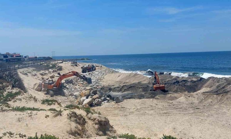 Furadouro: Defesa aderente prolonga-se para norte Furadouro: Defesa aderente prolonga-se para norte