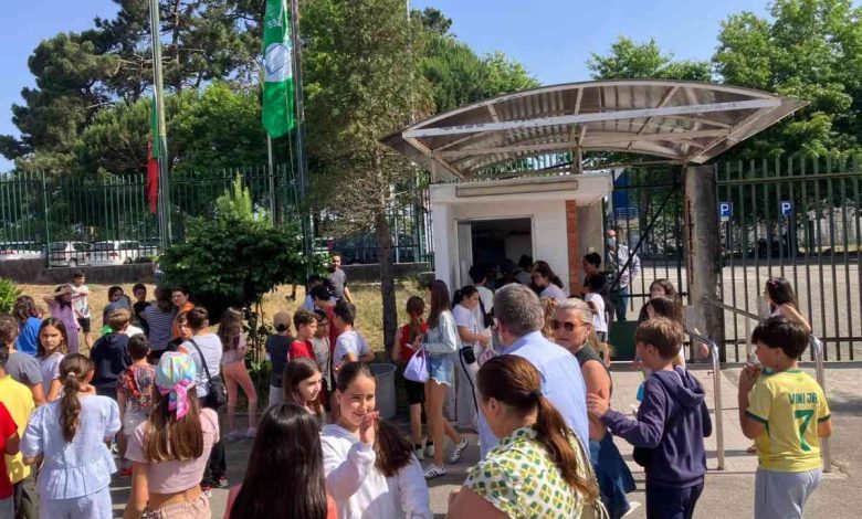 Escola António Dias Simões hasteia Bandeira Verde e reforça compromisso com a sustentabilidade Escola António Dias Simões hasteia Bandeira Verde e reforça compromisso com a sustentabilidade