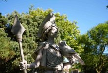 “Athena“, de Helena Reis, vence o XXVIII Encontro de Estátuas Vivas de Espinho