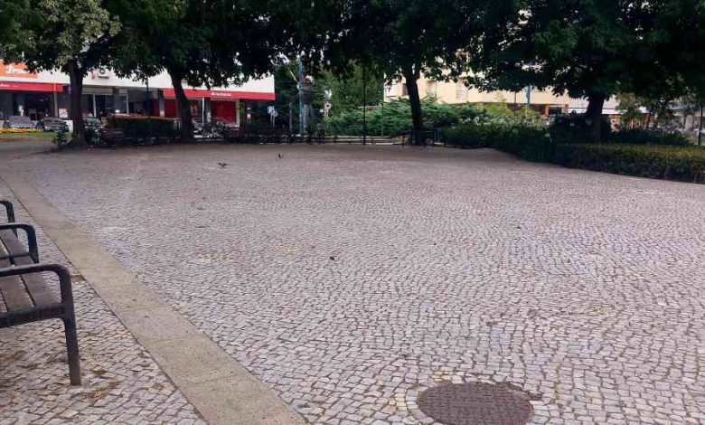 Um apelo à cidadania e ao civismo num dos espaços mais emblemáticos de Ovar (Correio do Leitor) Um apelo à cidadania e ao civismo num dos espaços mais emblemáticos de Ovar (Correio do Leitor)