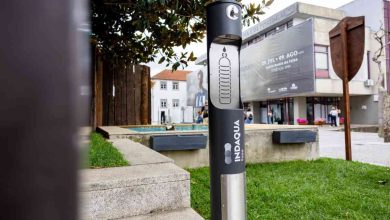 Há dez bebedouros novos no centro histórico da Feira Há dez bebedouros novos no centro histórico da Feira