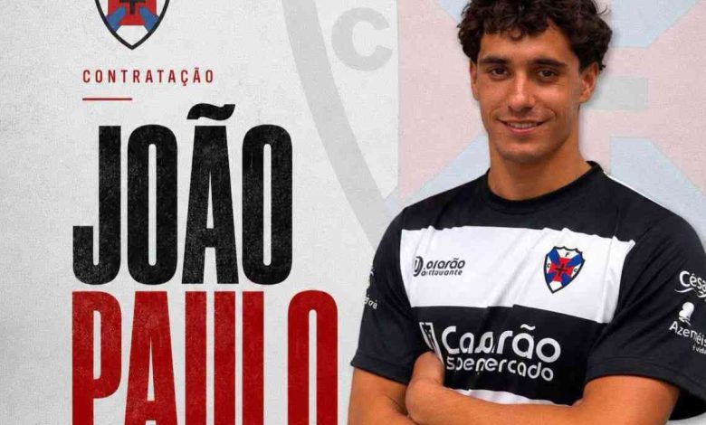 João Paulo vai jogar no FC Cesarense na próxima época João Paulo vai jogar no FC Cesarense na próxima época