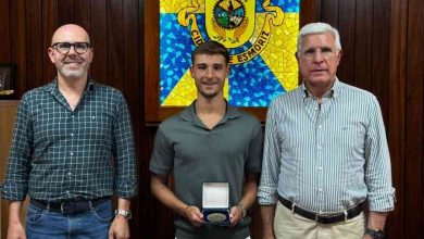 Gabriel Dbouk distinguido com a Medalha da Cidade de Esmoriz Gabriel Dbouk distinguido com a Medalha da Cidade de Esmoriz