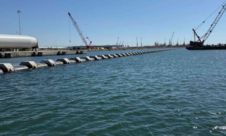 Porto de Aveiro apoia operação de carga de projeto para unidade de aquacultura Porto de Aveiro apoia operação de carga de projeto para unidade de aquacultura