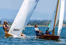 Velejadores da NADO no Campeonato da Europa da Classe Sharpie 12