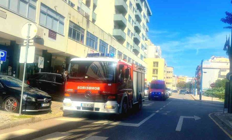 Pedido de socorro mas afinal não foi preciso Pedido de socorro mas afinal não foi preciso