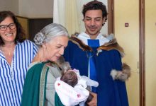 D. Teresa e Afonso Henriques visitam primeiros infantes nascidos durante a Viagem Medieval