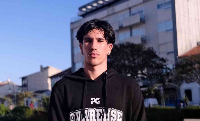 Santiago Silva: o bom filho a casa torna