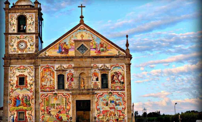Válega: O segredo de uma obra de arte escondida à vista de todos Válega: O segredo de uma obra de arte escondida à vista de todos