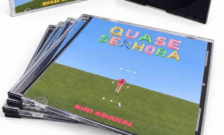 Nini Amaral lança EP de estreia “Quase Senhora” Nini Amaral lança EP de estreia “Quase Senhora”