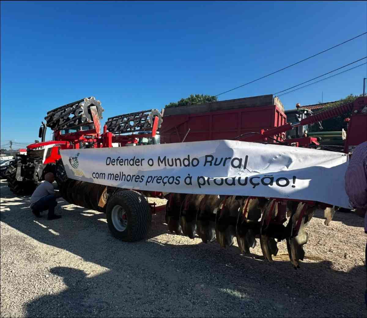Válega: Agricultores do distrito protestam contra aumento dos custos de produção